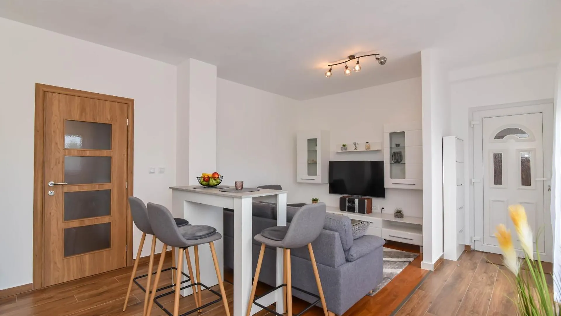 Apartment Rita Sukošan
