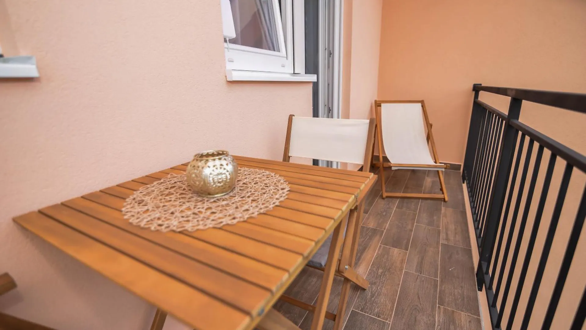 Apartment Rita Sukosan 0*,  Croatia